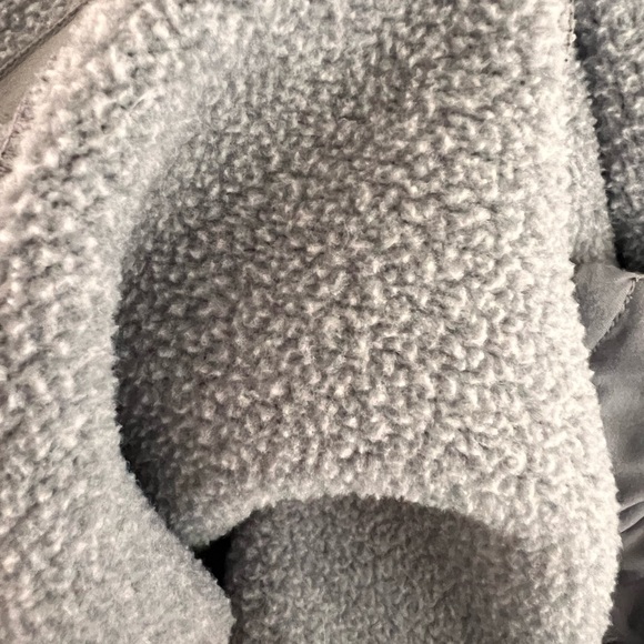 Patagonia Men’s Lightweight Better Sweater Shelled Fleece Jacket - Picture 9 of 10